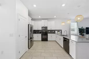 2706 Oxymoron Wy, Kissimmee, FL 34746 - Photo 11