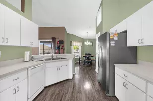 218 Meridian St, Davenport, FL 33837 - Photo 5