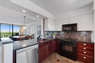 1000 Cove Cay Dr, Clearwater, FL 33760 - Photo 11