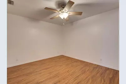 26725 Augusta Springs Circle, Leesburg, FL 34748 - Photo 33