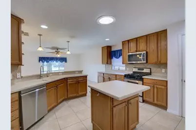 26725 Augusta Springs Circle, Leesburg, FL 34748 - Photo 13