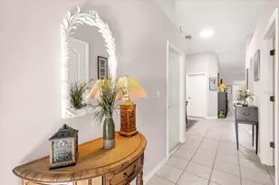 682 Lexington Dr, Clermont, FL 34711 - Photo 3