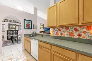 682 Lexington Dr, Clermont, FL 34711 - Photo 9