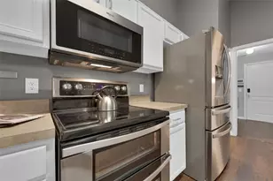 1033 Twisted Branch Ln, Saint Cloud, FL 34771 - Photo 9