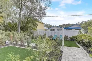 1862 6th St, Sarasota, FL 34236 - Photo 27