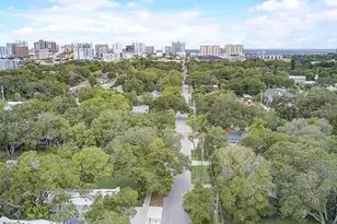 1862 6th St, Sarasota, FL 34236 - Photo 31