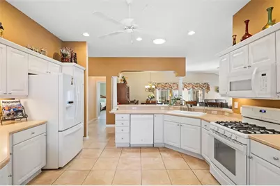 7177 SE 172nd Hazelwood Loop, The Villages, FL 32162 - Photo 3