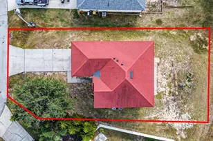 1906 Lakeview Ln, Kissimmee, FL 34759 - Photo 3