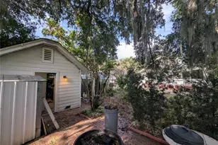 2201 S Sanford Ave, Sanford, FL 32771 - Photo 15