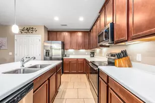 404 Ironside Trl Dr, Groveland, FL 34736 - Photo 5