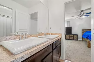 5058 Sicily Dr, Saint Cloud, FL 34771 - Photo 15