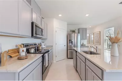 4585 Barberry Avenue, Lakeland, FL 33811 - Photo 5