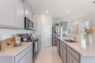 4585 Barberry Ave, Lakeland, FL 33811 - Photo 5