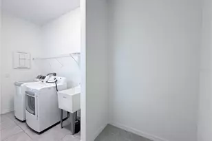 16007 Micelli Dr, Winter Garden, FL 34787 - Photo 29