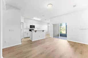 2795 Oakwater Dr, Kissimmee, FL 34747 - Photo 9