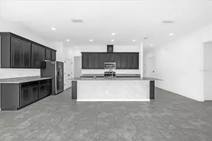 2462 Felce Ct, Davenport, FL 33897 - Photo 9