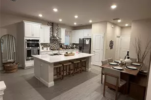 4913 Cross Pr Pkwy, Saint Cloud, FL 34772 - Photo 3