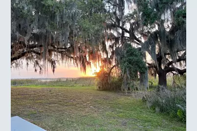 9429 Crescent Ray Drive, Wesley Chapel, FL 33545 - Photo 15