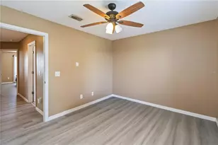 2327 Andrews Valley Dr, Kissimmee, FL 34758 - Photo 7