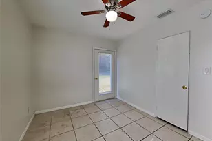 142 Lynbrook Dr, Orlando, FL 32807 - Photo 11