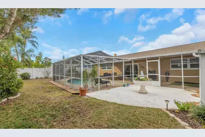 8909 118th Way, Seminole, FL 33772 - Photo 13