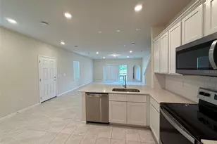 2803 Stunning Ave, Davenport, FL 33896 - Photo 7