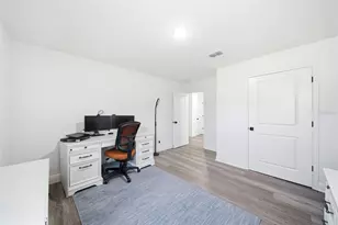 9211 Waverly Walk Dr, Orlando, FL 32817 - Photo 35