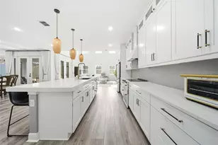 9211 Waverly Walk Dr, Orlando, FL 32817 - Photo 5