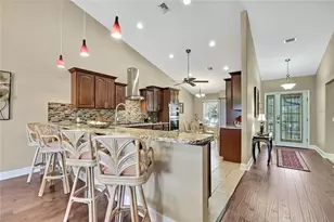 11948 W Blue Bayou Ct, Crystal River, FL 34429 - Photo 9