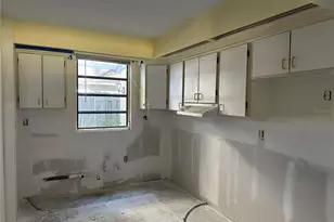 5228 Cypress Creek Dr, Orlando, FL 32811 - Photo 17