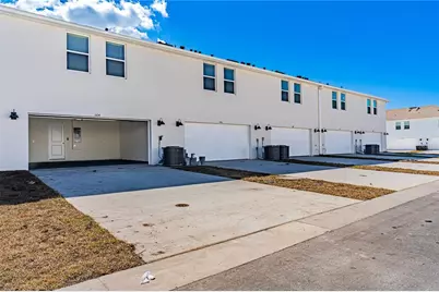 564 Preston Cove Drive, Saint Cloud, FL 34771 - Photo 9