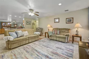 2285 Maine St, Melbourne, FL 32904 - Photo 9