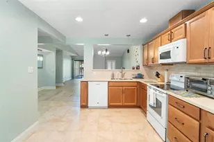 5 Escondido Cir, Altamonte Springs, FL 32701 - Photo 13