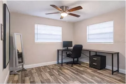 4664 Pleasant Valley Court, Orlando, FL 32811 - Photo 15