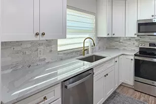 114 Mayfair Ct, Sanford, FL 32771 - Photo 9