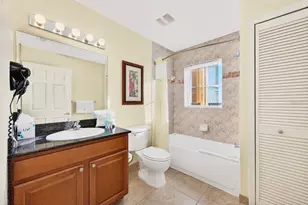 8125 Resort Village Dr, Orlando, FL 32821 - Photo 17