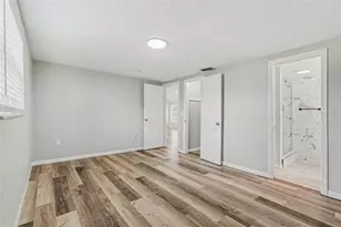 11241 Yewtree Ave, Port Richey, FL 34668 - Photo 9