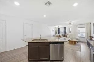 1675 Wynford Cir, Tavares, FL 32778 - Photo 13