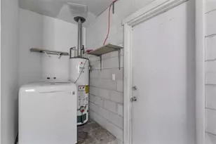 5674 Altec Ct, Orlando, FL 32808 - Photo 21