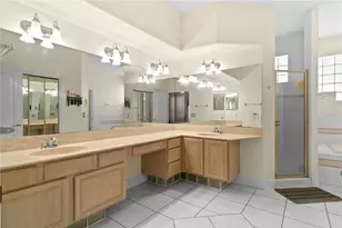 16727 Royal Palm Dr, Groveland, FL 34736 - Photo 19