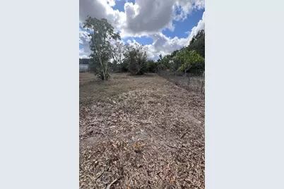 841 Booker Avenue, Sebring, FL 33870 - Photo 3