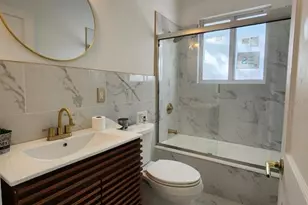 1311 11th Ave S, Saint Petersburg, FL 33705 - Photo 3