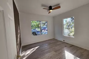 1311 11th Ave S, Saint Petersburg, FL 33705 - Photo 9