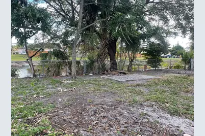 20211 NW 28th Court, Miami Gardens, FL 33056 - Photo 11