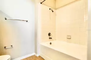 2334 Grand Central Pkwy, Orlando, FL 32839 - Photo 27