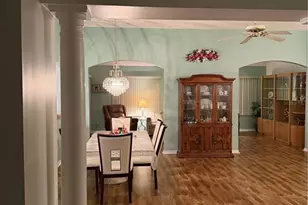 1260 Granada Ct, Lady Lake, FL 32159 - Photo 5