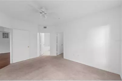 5554 Metrowest Boulevard #203, Orlando, FL 32811 - Photo 15
