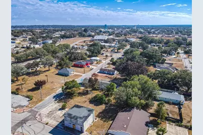 215 Lincoln Avenue, Lake Wales, FL 33853 - Photo 5