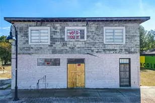 215 Lincoln Ave, Lake Wales, FL 33853 - Photo 1