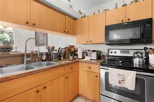 2597 NW Cr 426F Street NE, Lake Panasoffkee, FL 33538 - Photo 3